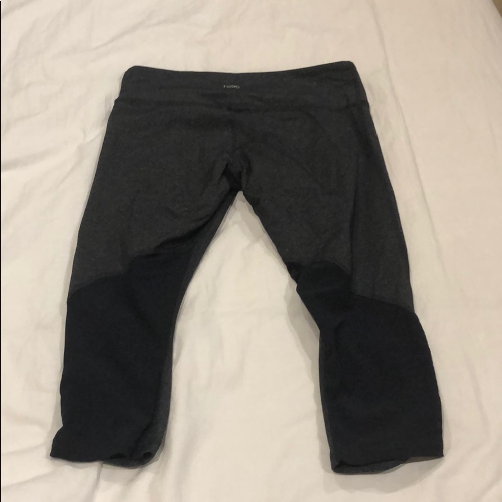 Grey workout pants - Picture 3 of 7